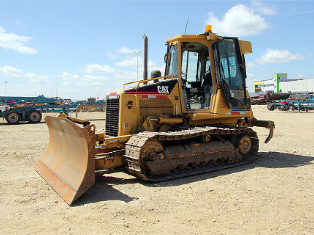 2006 CATERPILLAR D5G XL Photo