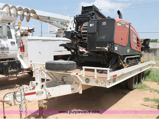 2012 DITCH WITCH JT3020 Photo