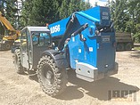 2011 GENIE GTH-1056 4X4 Photo #2
