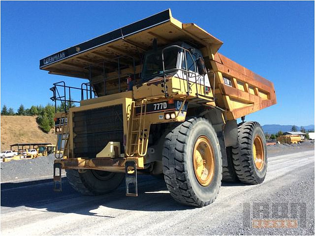 CATERPILLAR 777D Photo