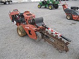 2011 DITCH WITCH RT12 Photo #2