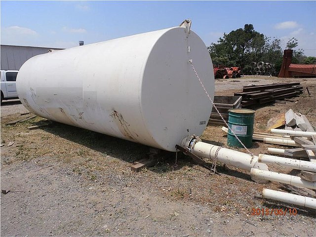 2001 CUSTOM BUILT 8000 GAL Photo