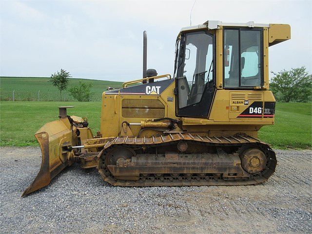 2004 CATERPILLAR D4G XL Photo