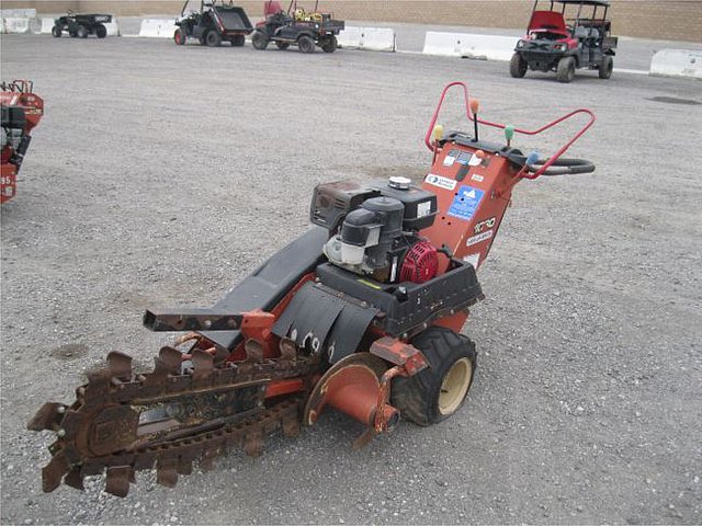 2009 DITCH WITCH 1030H Photo