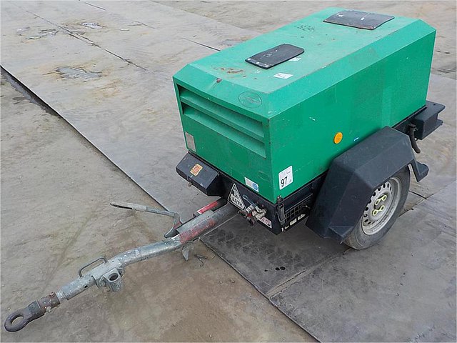 2008 DOOSAN 720 Photo