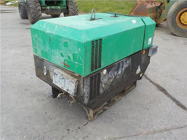 2008 DOOSAN 741 Photo