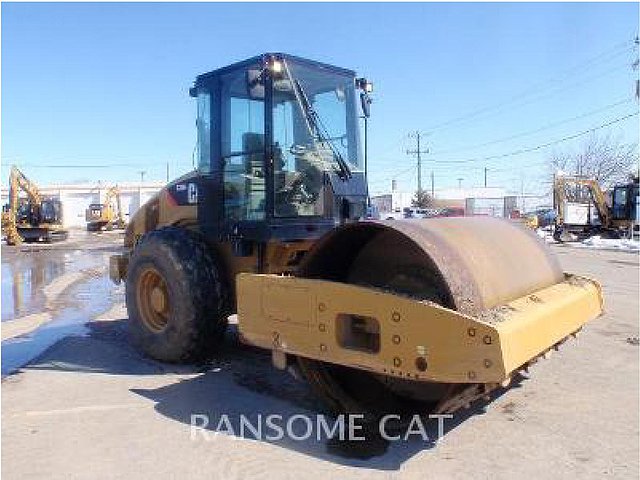 2011 CATERPILLAR CS56 Photo