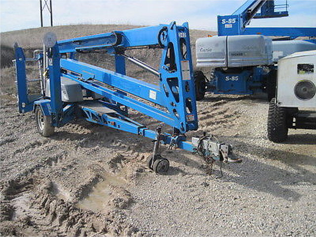 2009 GENIE TZ50 Photo