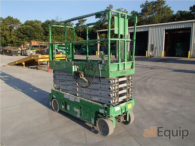 2015 GENIE GS3232 Photo