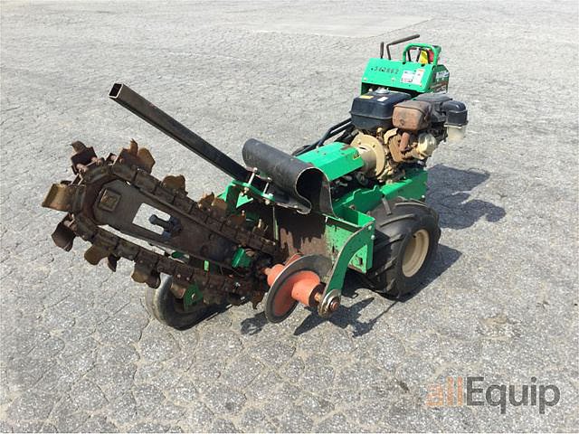 2015 DITCH WITCH RT10 Photo