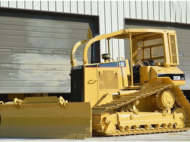 1999 CATERPILLAR D5M LGP Photo