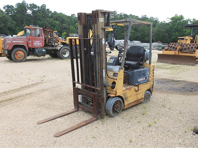 CATERPILLAR GC15 Photo