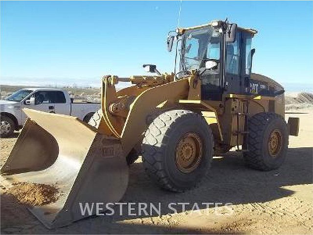 2010 CATERPILLAR 938H Photo