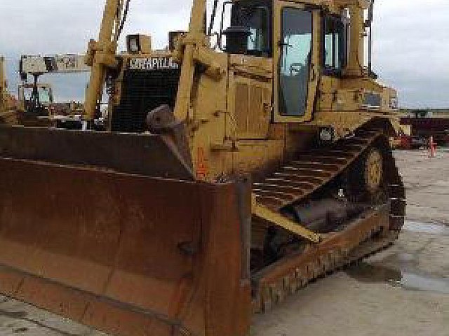 1990 CATERPILLAR D7H Photo