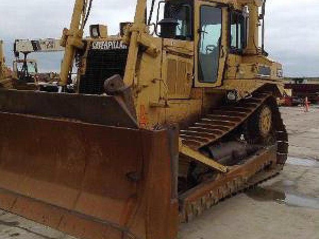 1990 CATERPILLAR D7H Photo