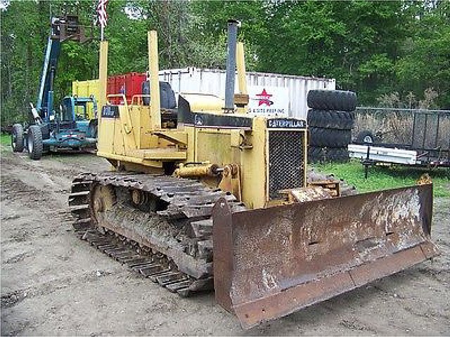 1983 CATERPILLAR D3B LGP Photo