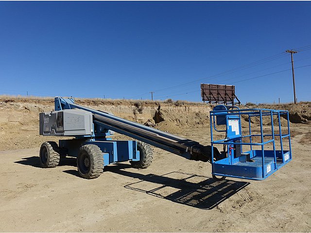 1996 GENIE S60 Photo