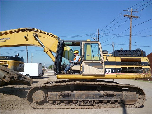 2003 CATERPILLAR 345B Photo