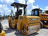 2010 CATERPILLAR CB-434D Photo #3