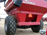 2009 DEMCO 750 Photo #4