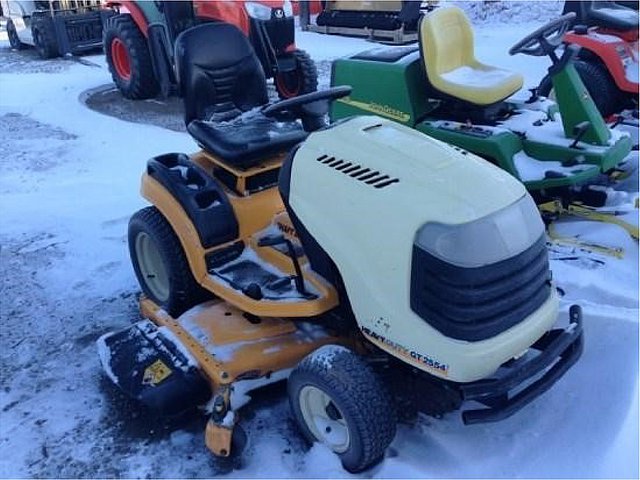08 CUB CADET GT2554