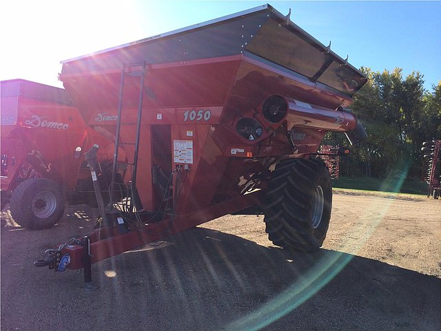10 DEMCO 1050
