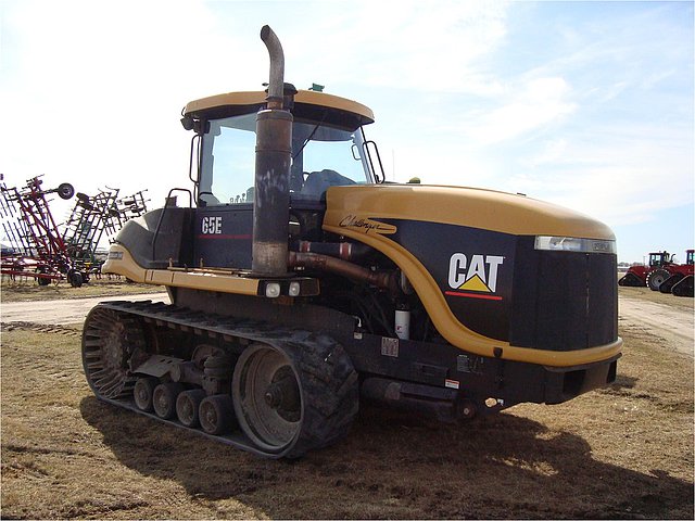 1998 CHALLENGER 65E Photo