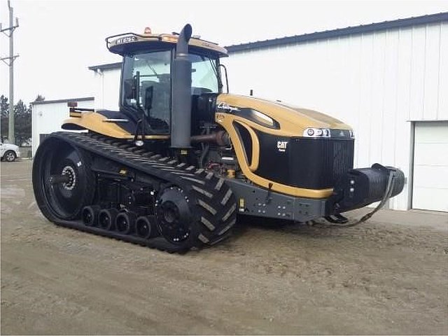 2011 CHALLENGER MT875C Photo
