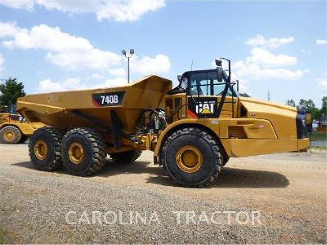 2013 CATERPILLAR 740B Photo