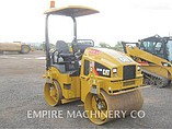 15 CATERPILLAR CB24B