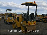 2015 CATERPILLAR CB24B Photo #3