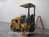 2015 CATERPILLAR CB24B Photo #2