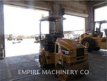 14 CATERPILLAR CB24B