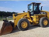 10 CATERPILLAR 938H