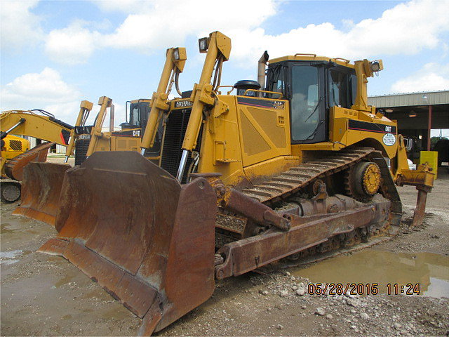 07 CATERPILLAR D8T
