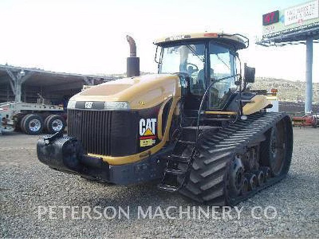 2004 CHALLENGER MT865 Photo