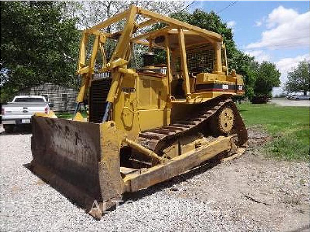 1986 CATERPILLAR D6H Photo