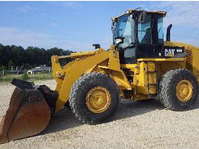 2010 CATERPILLAR 938H Photo