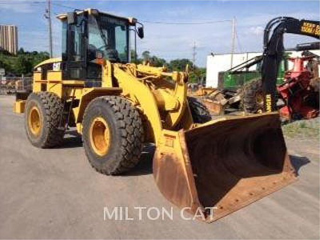 2004 CATERPILLAR 938G Photo