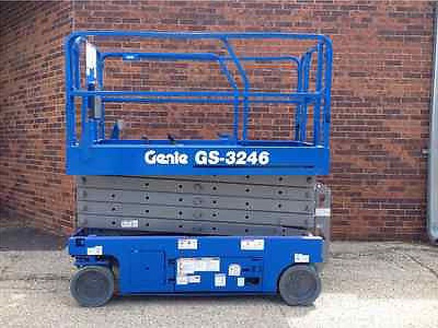 2006 GENIE GS3246 Photo