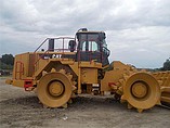 15 CATERPILLAR 826H