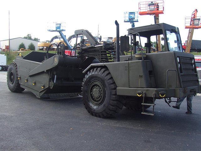 1995 CATERPILLAR 613C II Photo