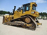 11 CATERPILLAR D6T XL