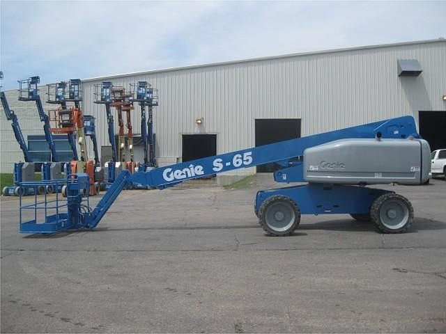 2005 GENIE S65 Photo