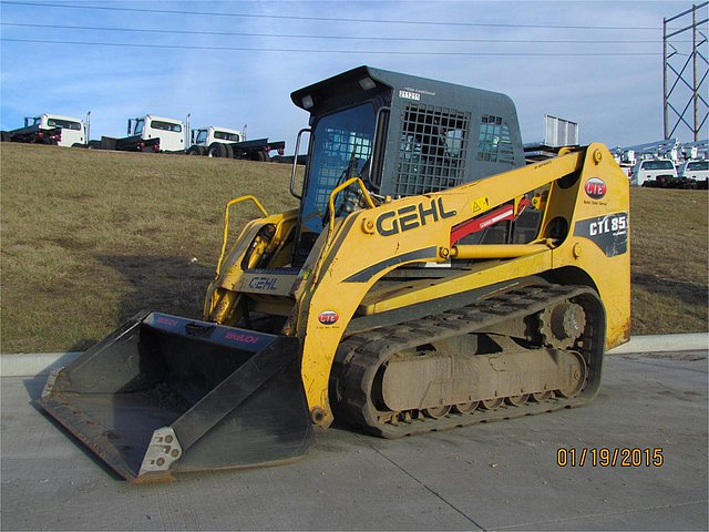 2011 GEHL CTL85 Photo