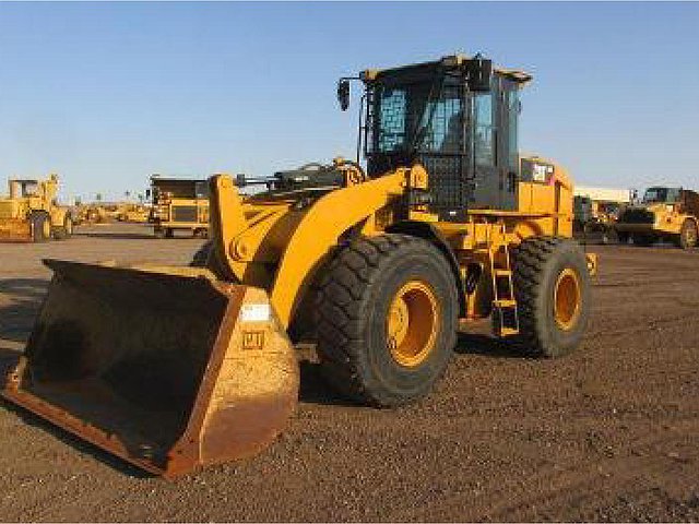 11 CATERPILLAR 928HZ