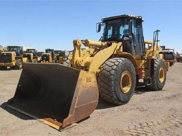 2011 CATERPILLAR 966H Photo