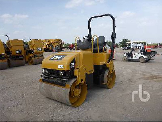 2006 CATERPILLAR CB-224E Photo