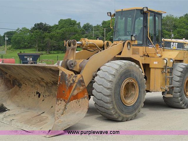 1995 CATERPILLAR 966F Photo
