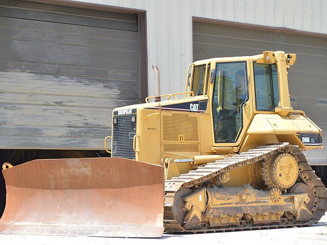 2004 CATERPILLAR D6N XL Photo